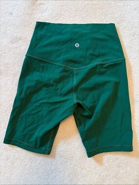 LULULEMON ALIGN™ HIGH-RISE SHORT 8" Size 4